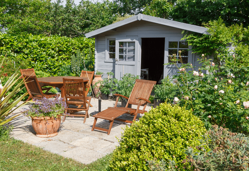 Gartenmöbel aus Holz Haus