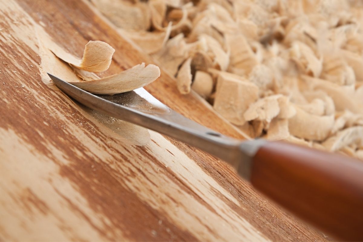 1 Holz schnitzen