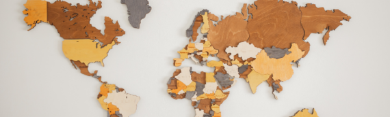 Weltkarte aus Holz: Ein originelles Geschenk bauen