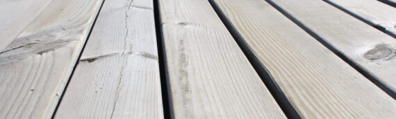 Holz entgrauen – Anleitung & Ratgeber für vergraute Holzprodukte